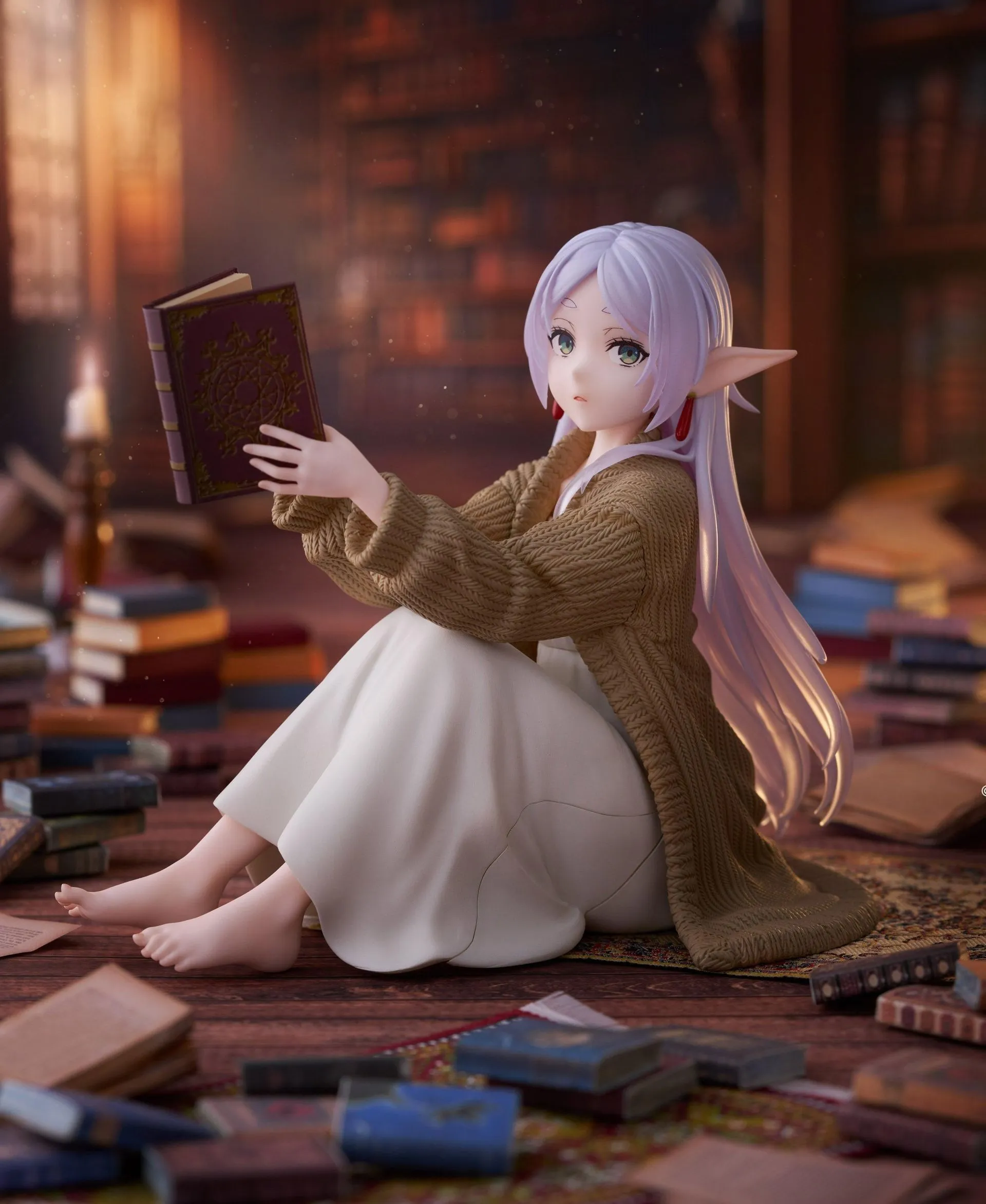 figure-frieren-loungewear.jpg